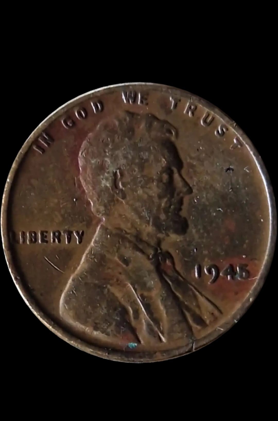 1C 1945